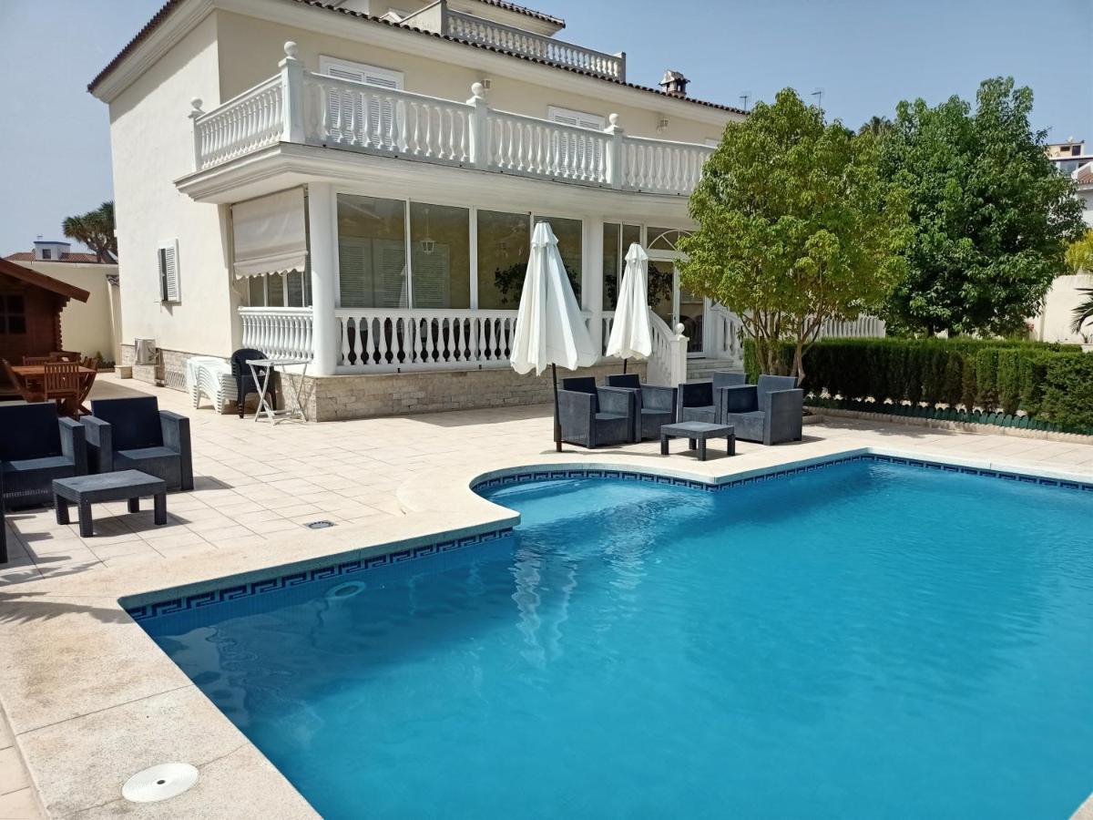 Villa De Lujo En Torremolinos Eksteriør billede