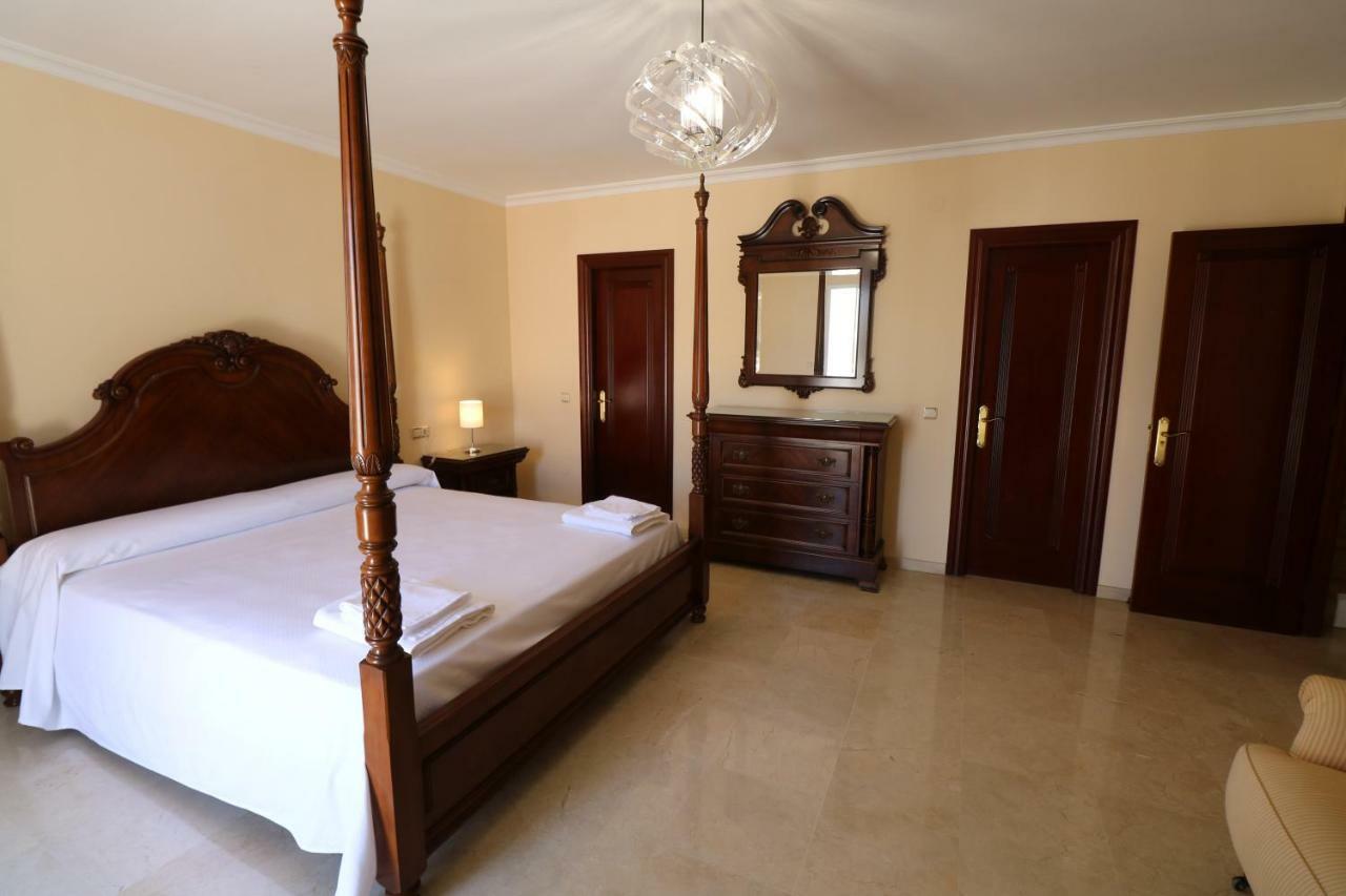 Villa De Lujo En Torremolinos Eksteriør billede